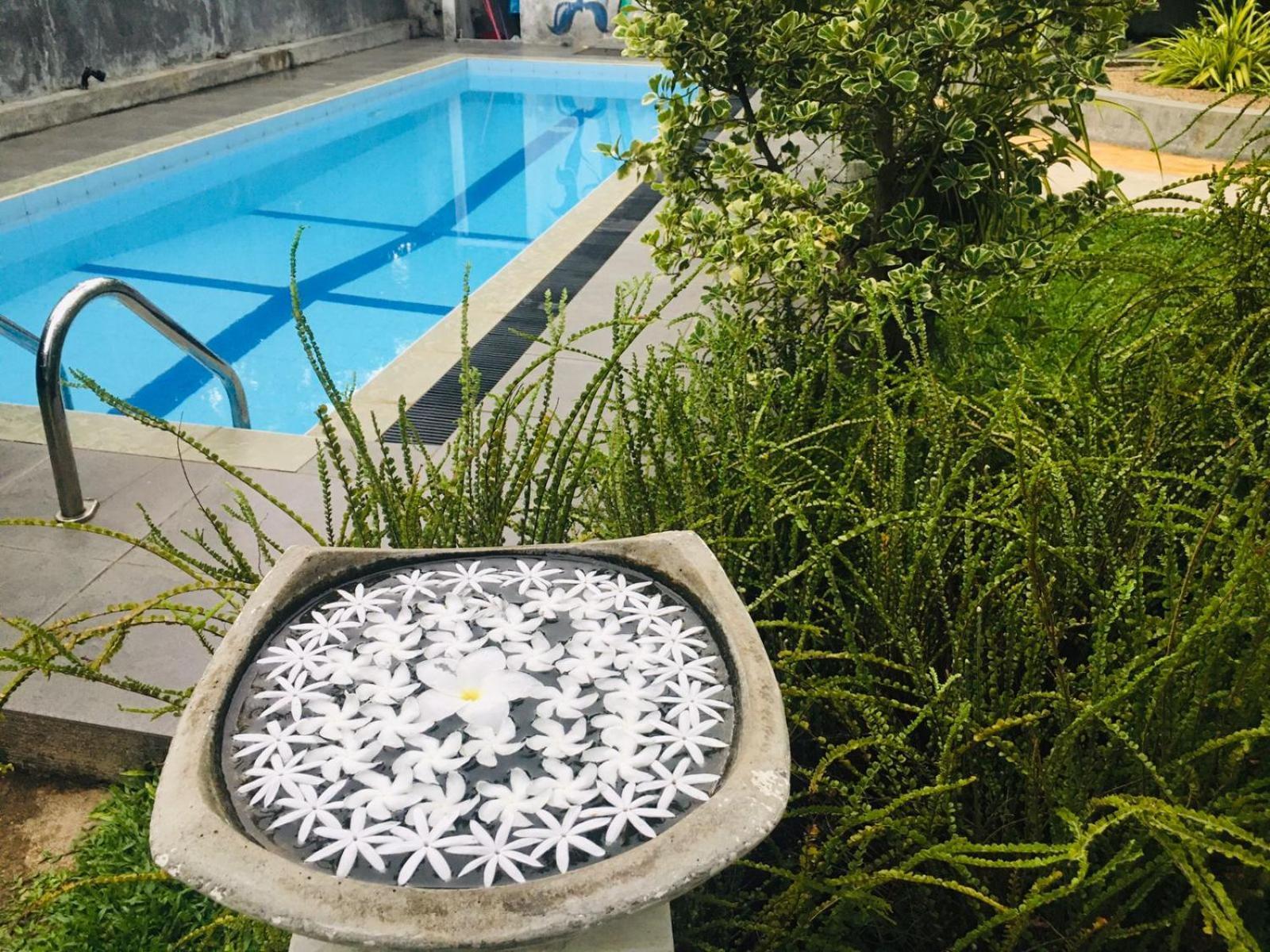 欧木别墅 希克杜沃 外观 照片